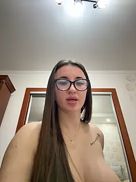 Lorennameliyy online show from 10.16.25