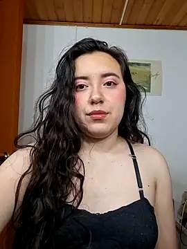 Emi chik online show from 03.19.26