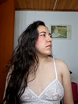 Emi chik online show from 03.29.26