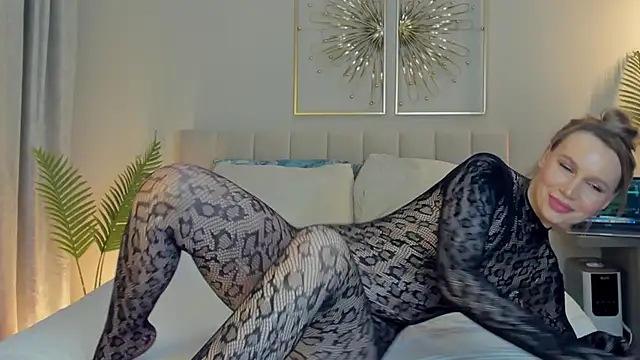    Cindy    online show from 01.12.25