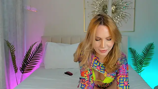    Cindy    online show from 02.07.25