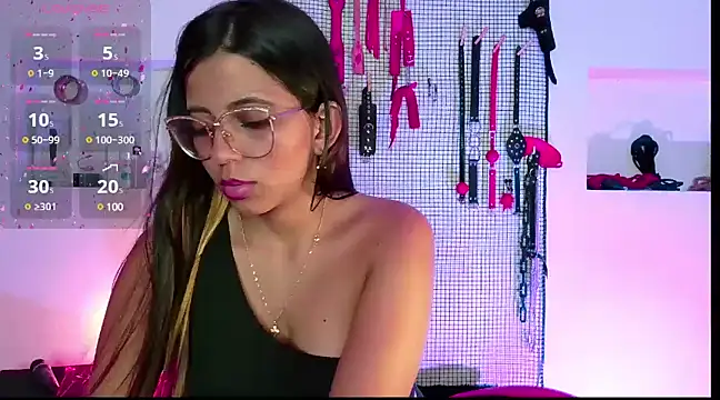 Megaan Greey online show from 12.19.24