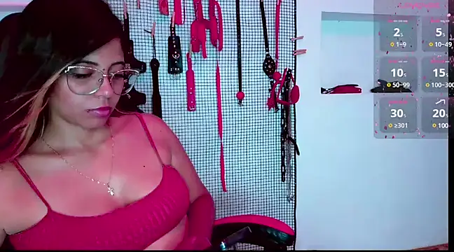 Megaan Greey online show from 01.10.25