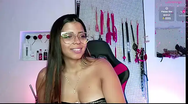 Megaan Greey online show from 01.13.25