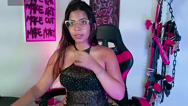 Megaan Greey online show from 10.25.25