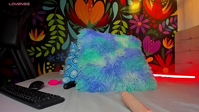 Sweet hot mia online show from 02.15.25