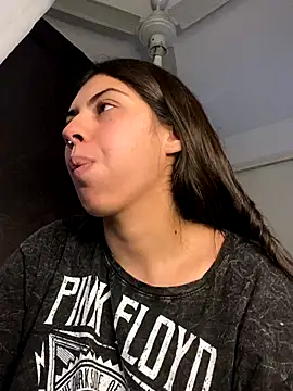 Argentiiniita online show from 11.22.25