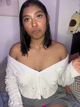 Isabella fasilier online show from 01.30.25