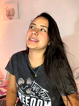 GabyButtler1 online show from 09.18.25