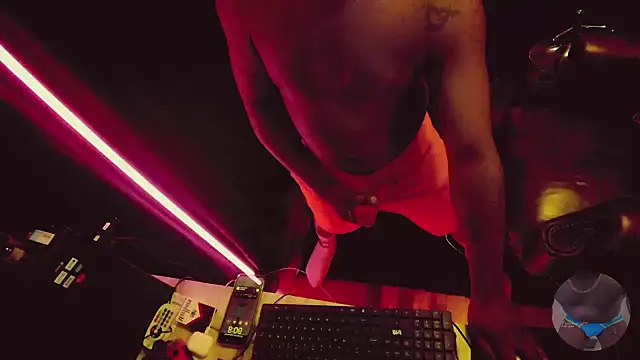 Pressure69mee online show from 02.26.25