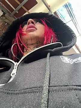 Snapshot of Kuromi_LS chatting on 09.23.25 Kuromi LS online show from 09.23.25