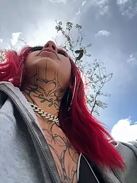 Snapshot of Kuromi_LS chatting on 09.24.25 Kuromi LS online show from 09.24.25