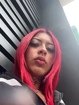 Snapshot of Kuromi_LS chatting on 10.12.25 Kuromi LS online show from 10.12.25