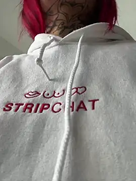 Snapshot of Kuromi_LS chatting on 10.26.25 Kuromi LS online show from 10.26.25