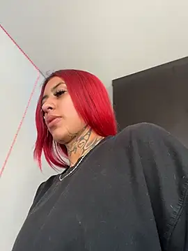 Snapshot of Kuromi_LS chatting on 11.01.25 Kuromi LS online show from 11.01.25