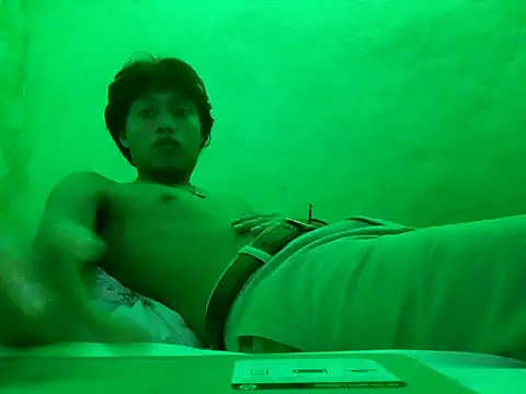 Snapshot of ruygw chatting on 01.27.25 ruygw online show from 01.27.25