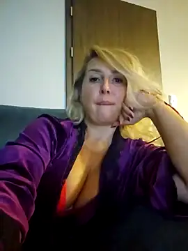 MariaRichi  online show from 10.19.25