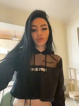 Snapshot of Gya_Rue chatting on 02.23.25 Gya Rue online show from 02.23.25