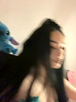 Gya Rue online show from 11.30.25