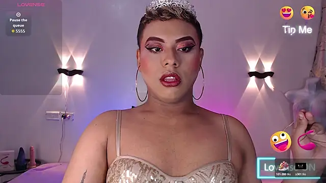 Snapshot of Emili_Roux chatting on 11.04.25 Emili Roux online show from 11.04.25