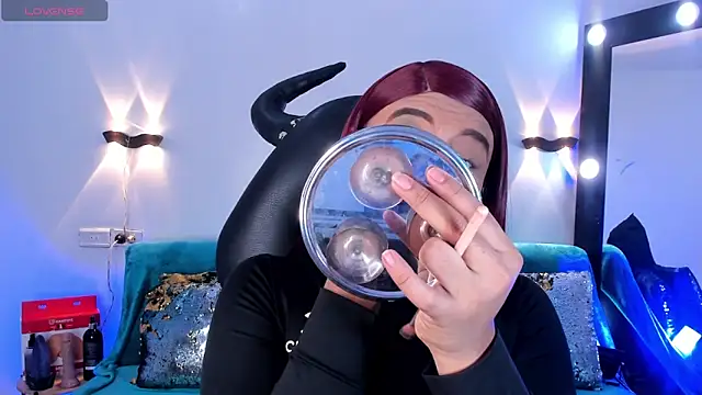 Emili Roux online show from 04.10.26