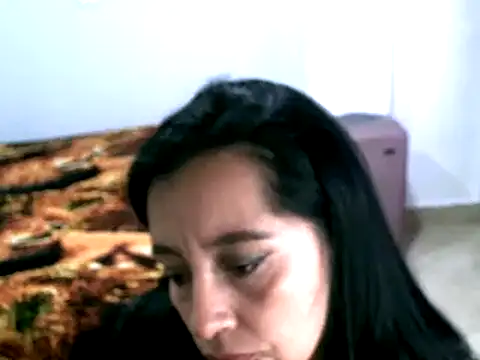 Snapshot of hailey85 chatting on 12.19.24 hailey85 online show from 12.19.24