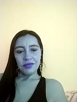 Snapshot of hailey85 chatting on 03.04.25 hailey85 online show from 03.04.25