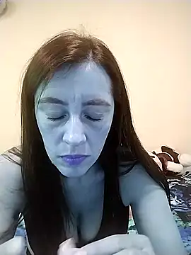 Snapshot of hailey85 chatting on 03.20.25 hailey85 online show from 03.20.25