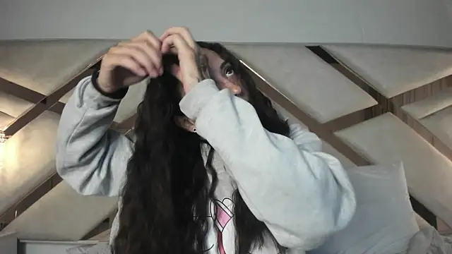 sadashi moon  online show from 01.27.25