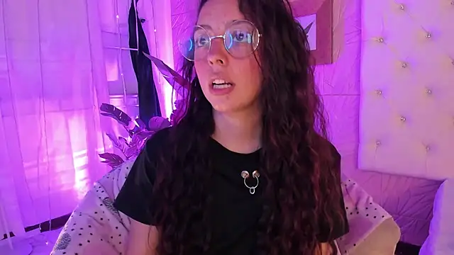 sadashi moon  online show from 03.06.25