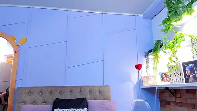 Snapshot of nathalie_rossel chatting on 09.09.25 nathalie rossel online show from 09.09.25