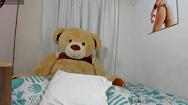 sweet amalia4 online show from 09.16.25