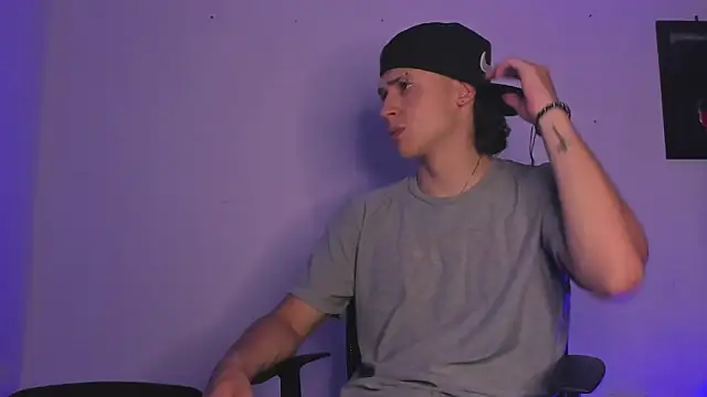 Dimitri higth420 online show from 10.29.25