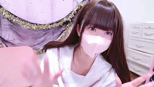 Yurie  online show from 11.02.25