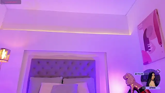 Katte Hood11 online show from 01.31.25