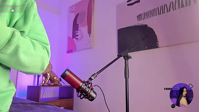 Katte Hood11 online show from 02.12.25