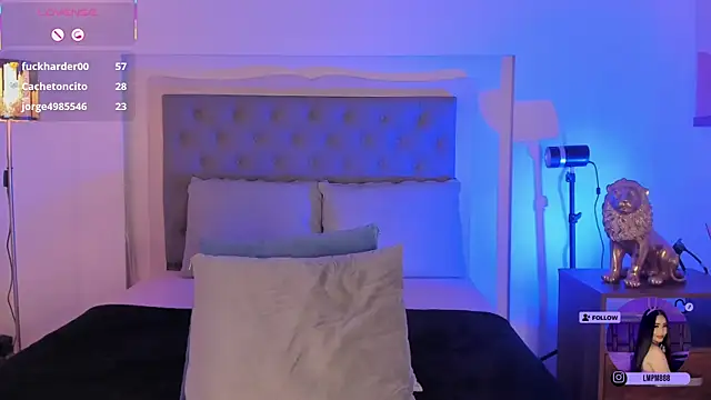 Katte Hood11 online show from 02.18.25