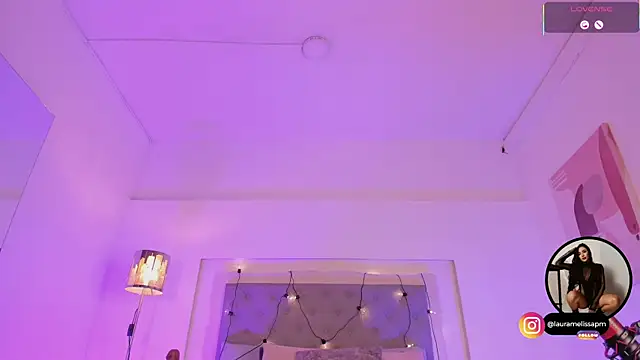 Katte Hood11 online show from 09.22.25