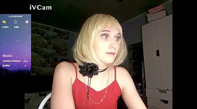 -LauraGold- online show from 12.23.24