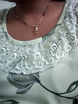 lovelyruhi online show from 12.04.24