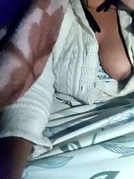 lovelyruhi online show from 12.14.24