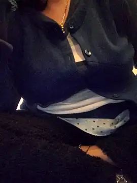 lovelyruhi online show from 01.15.25