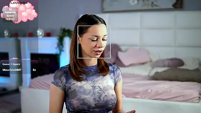 FlirtyFawn online show from 10.06.25