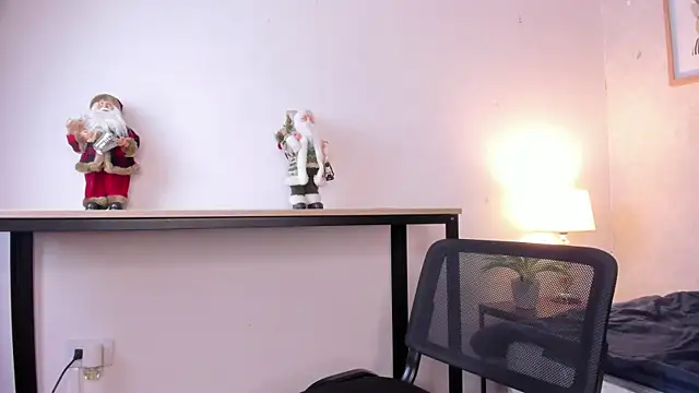 Caroline dh online show from 01.12.26