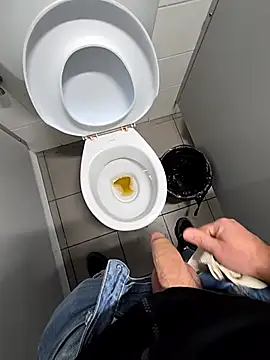 Snapshot of Ibag01 chatting on 10.06.25 Ibag01 online show from 10.06.25