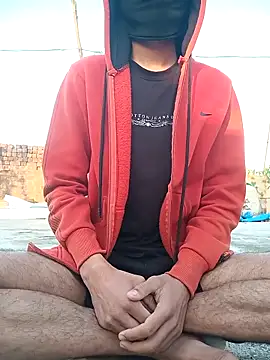 Snapshot of Piyush_2024 chatting on 02.20.25 Piyush 2024 online show from 02.20.25
