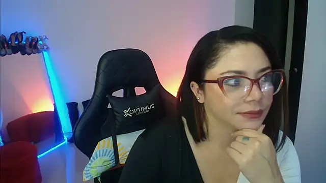 Madame Shein  online show from 02.05.25