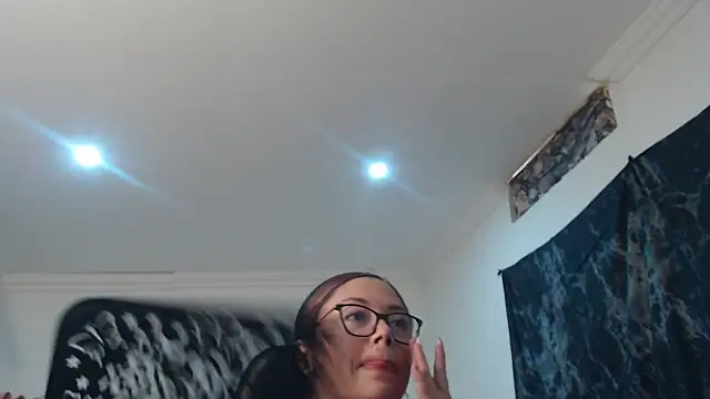 Snapshot of Madame_Shein_ chatting on 03.31.26 Madame Shein online show from 03.31.26