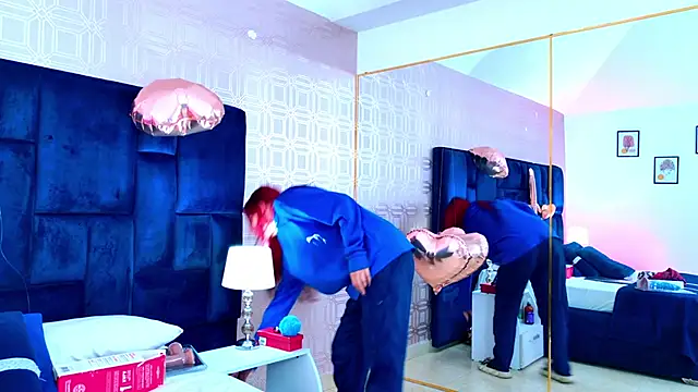 Derieri D online show from 02.19.26