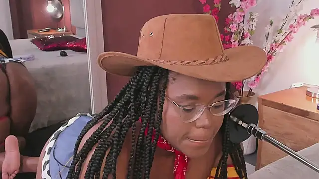 Snapshot of Makena_gh chatting on 07.05.26 Makena gh online show from 07.05.26